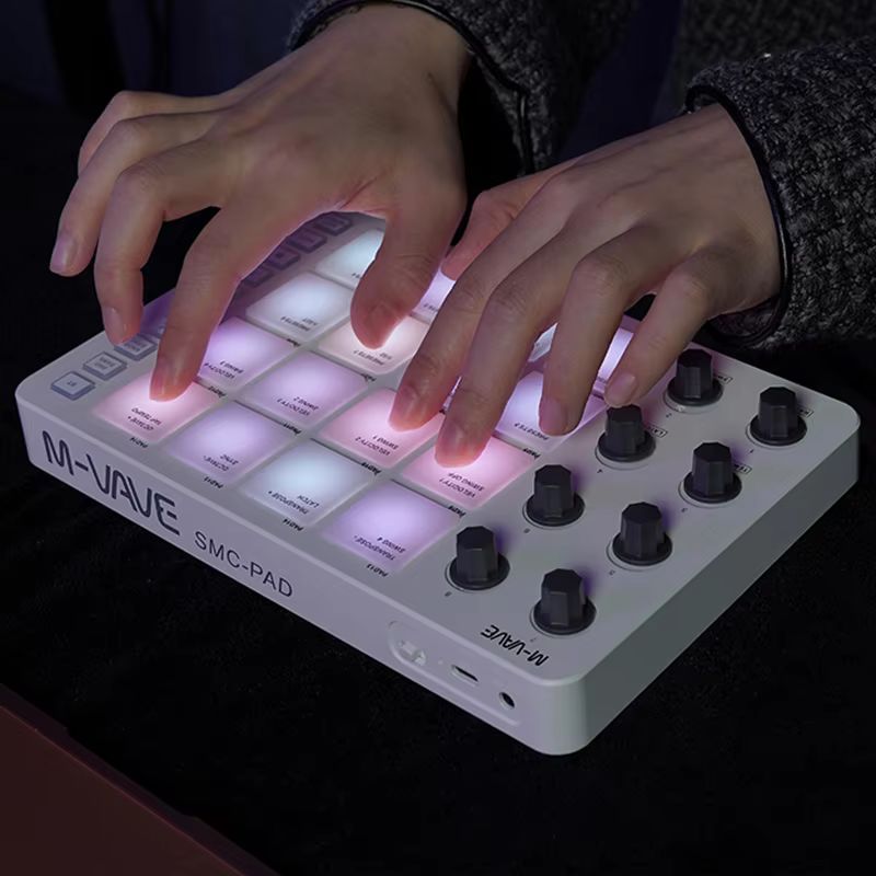 Midi Controller Pad - جهاز تحكم لاسلكي بتقنية البلوتوث من